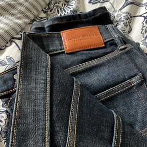 Lucky Brand jeans 29/30 - 411 Athletic Slim with Advanced Stretch Jeans